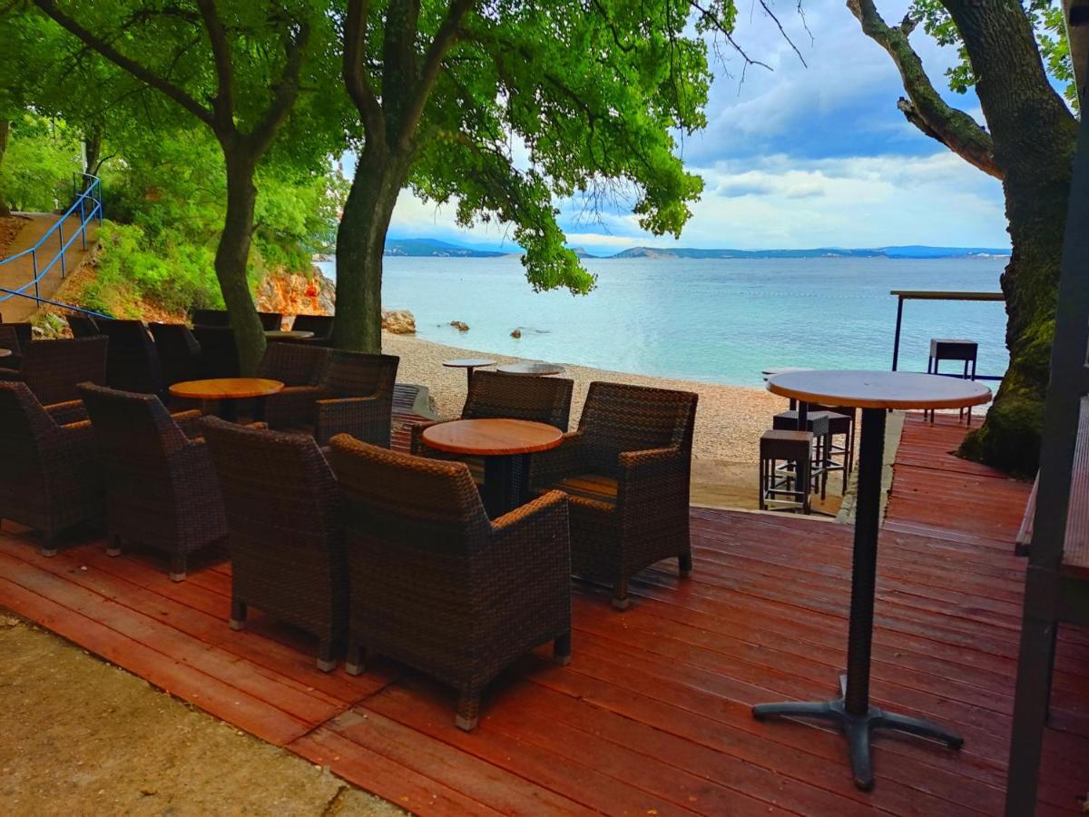Apartman Pelcic,With Wifi And Free Parking Kostrena Buitenkant foto