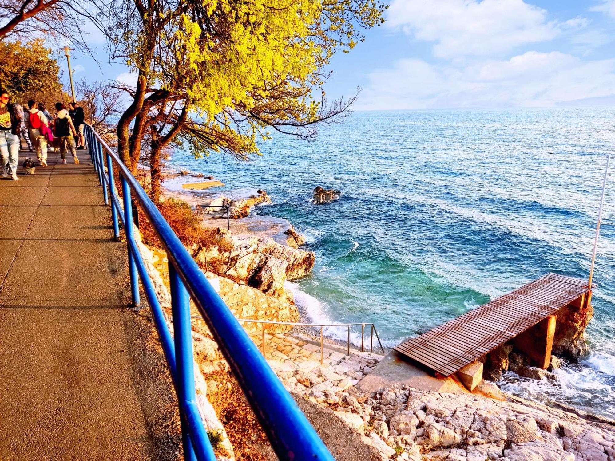 Apartman Pelcic,With Wifi And Free Parking Kostrena Kamer foto
