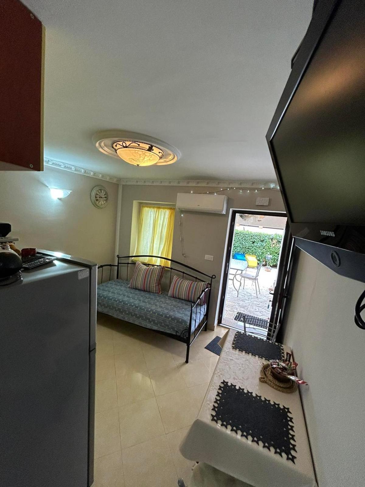 Apartman Pelcic,With Wifi And Free Parking Kostrena Buitenkant foto