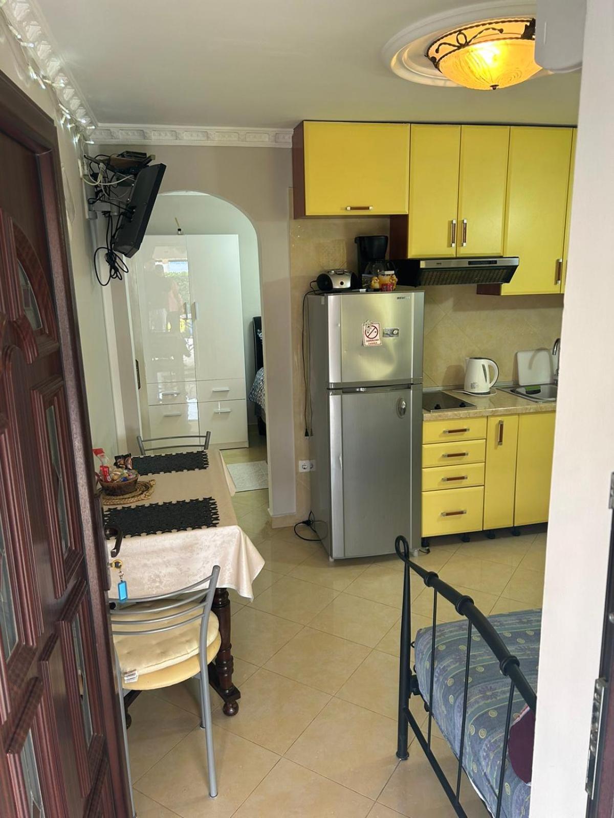 Apartman Pelcic,With Wifi And Free Parking Kostrena Buitenkant foto